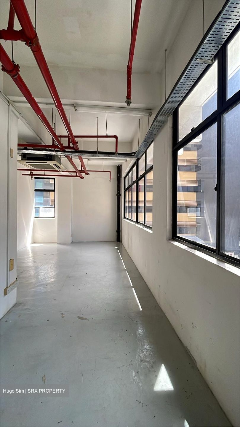 B Central (D12), Office #447315911